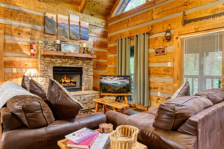 Cozy Mountain Hideaway
